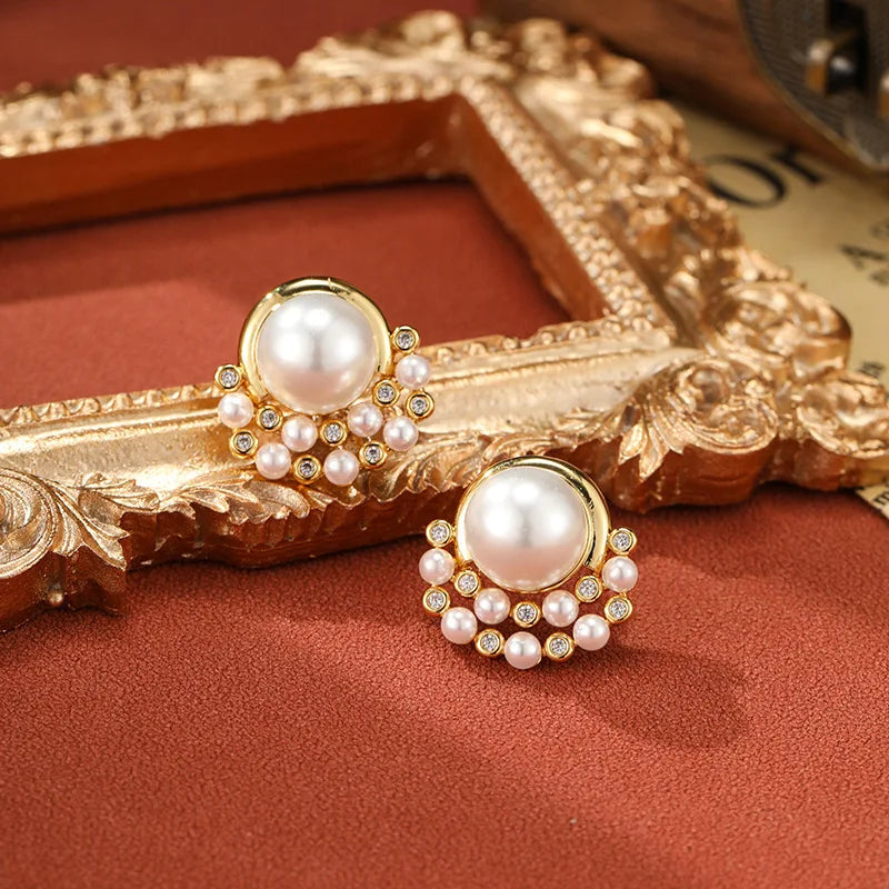 SUYU Spring New 2024 Trend Imitation Pearl Flower Earrings Design Fashionable Women's Light Luxury Vintage Earrings