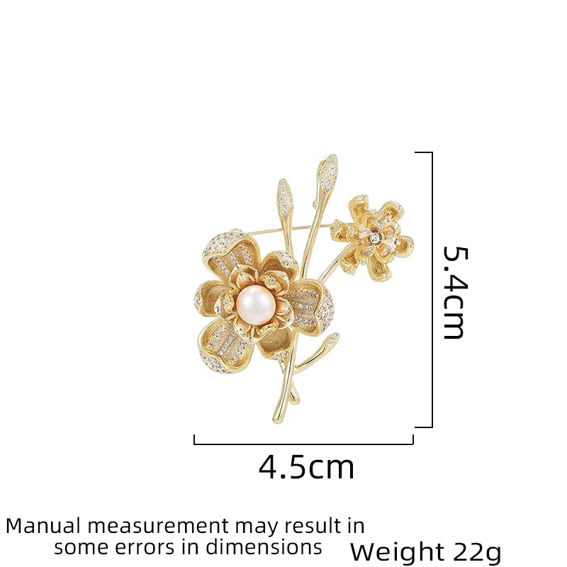 SUYU New women's light luxury plum blossom brooch fashionable and elegant imitation pearl brooch versatile and niche design