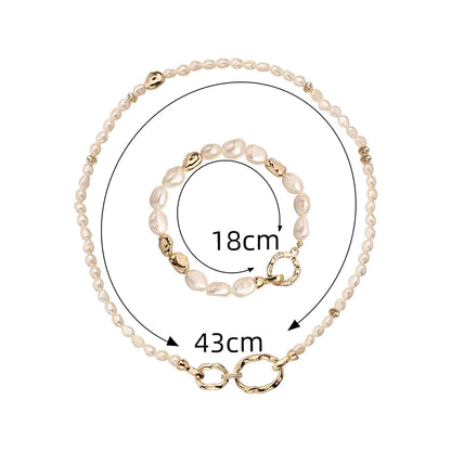 SUYU Unique Vintage Freshwater Baroque Pearl Long Necklace For Women's Light Luxury Personalized Design Sweater Chain